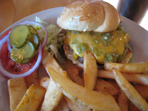 Green chile cheeseburger