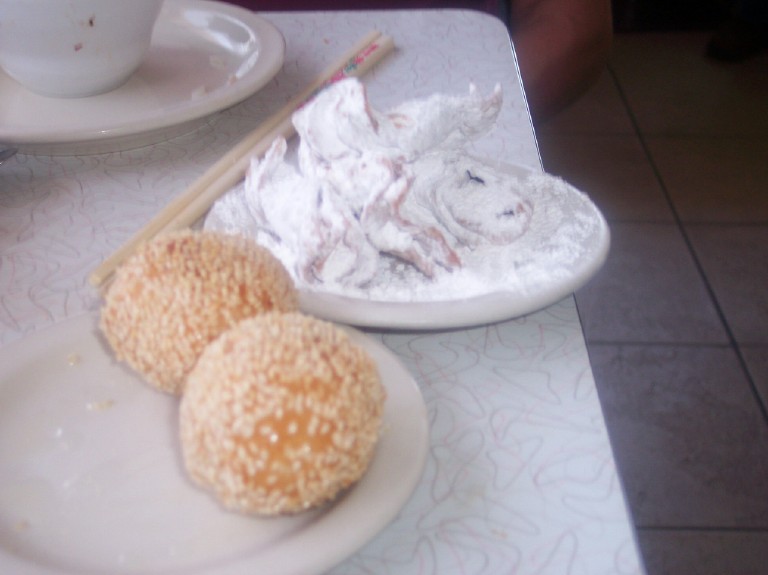 Sesame balls for dessert (Picture courtesy of Kathy Perea)