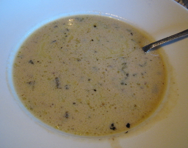 Mushroom and spinach soup
