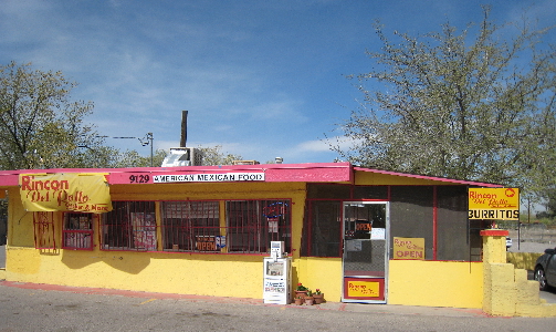 El Rincon Del Pollo, the Chicken Corner, is aptly named.