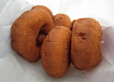 Apple Haus – Long Grove, Illinois (CLOSED)