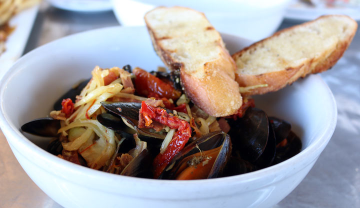 Nob Hill Bar & Grill – Albuquerque, New Mexico (CLOSED)