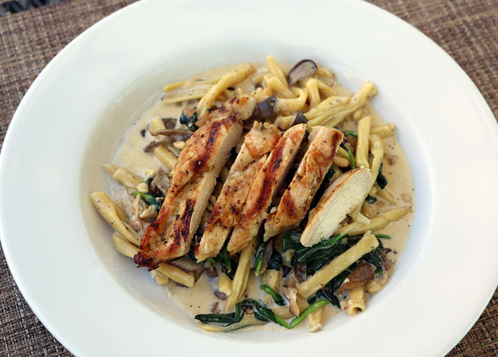 Farmhouse 21 – Albuquerque, New Mexico (CLOSED)